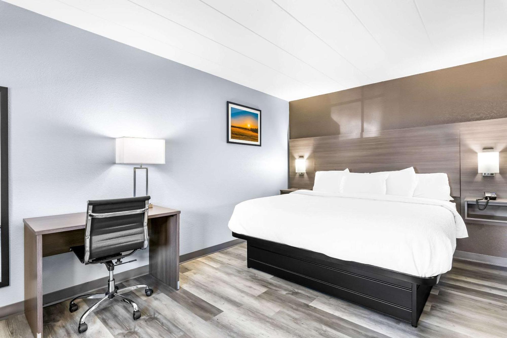 Quality Inn Lawrenceburg Buitenkant foto